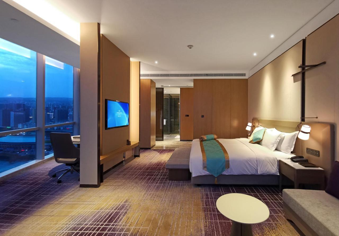 Sunshine Plaza Taiyuan Downtown Hotel Esterno foto
