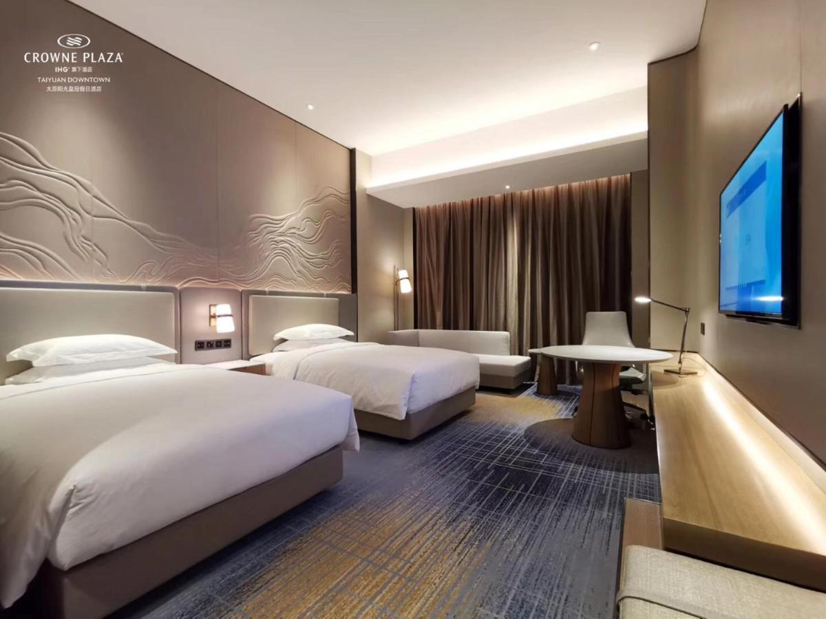 Sunshine Plaza Taiyuan Downtown Hotel Esterno foto